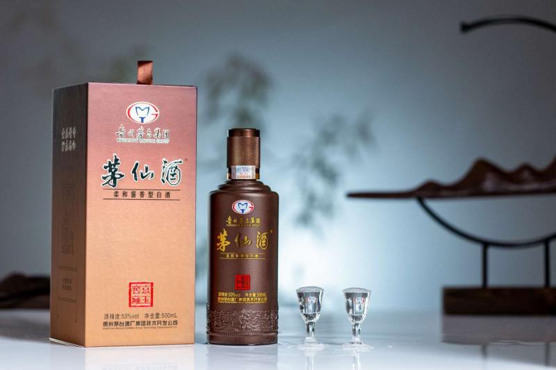 貴州茅臺酒廠,內部核心品牌茅仙酒,單品京玉窖藏.廠家直髮,大量有貨.