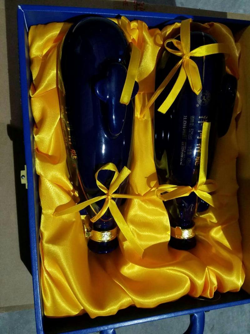 洋河酒厂出品洋河潜艇(洋河酒厂唯一的商务用酒)及苏源洋河全国招商
